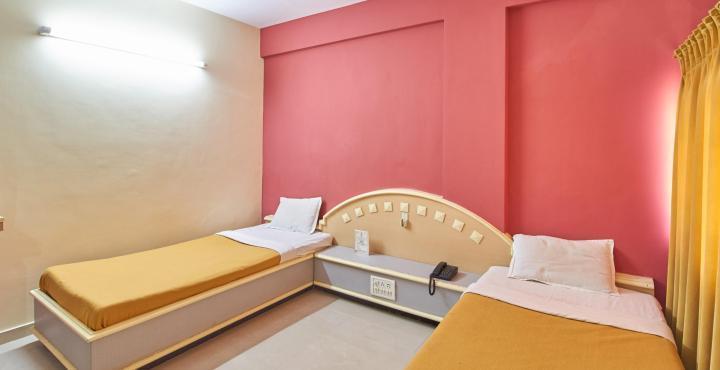 Hotel Aditya Rajkot Exterior photo