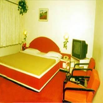 Hotel Aditya Rajkot Exterior photo